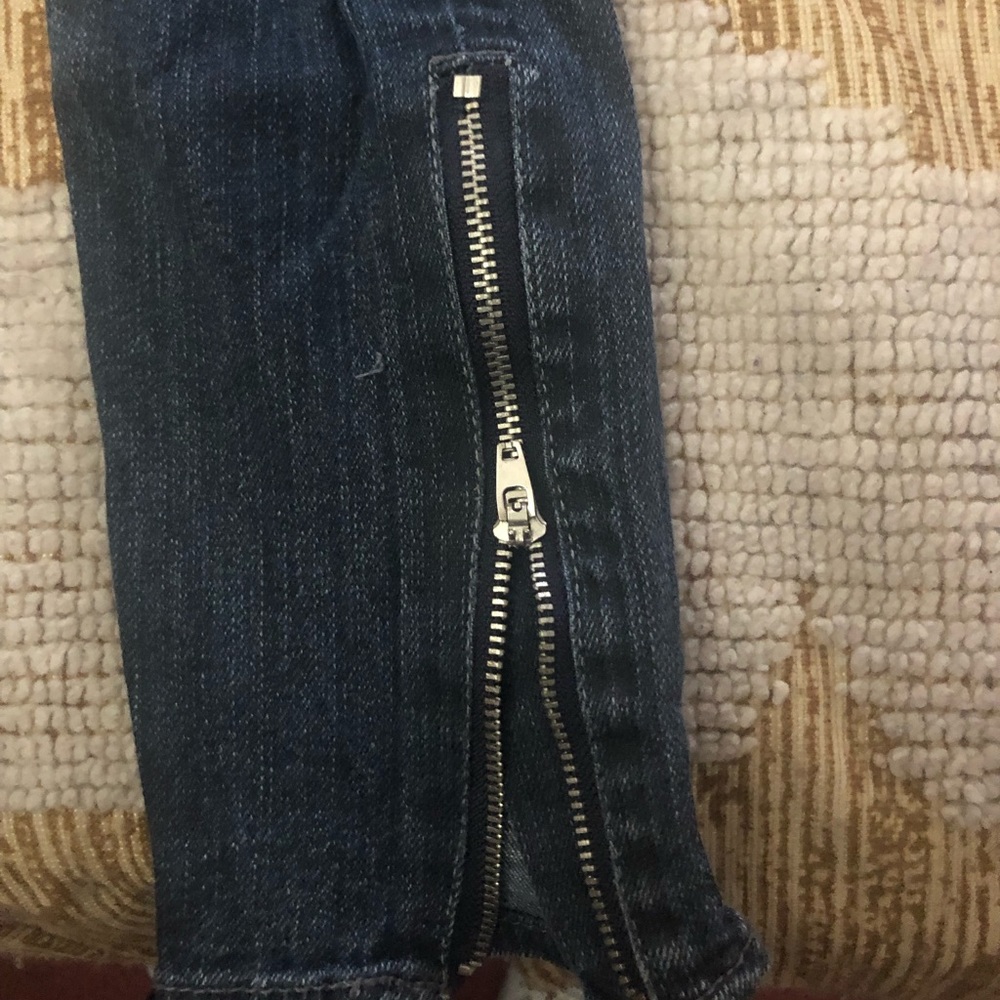 🌺Stylish jeans🌺 - Picture 2 of 4